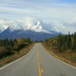Explorer la Route de l’Alaska : Conseils pour un Voyage Mémorable
